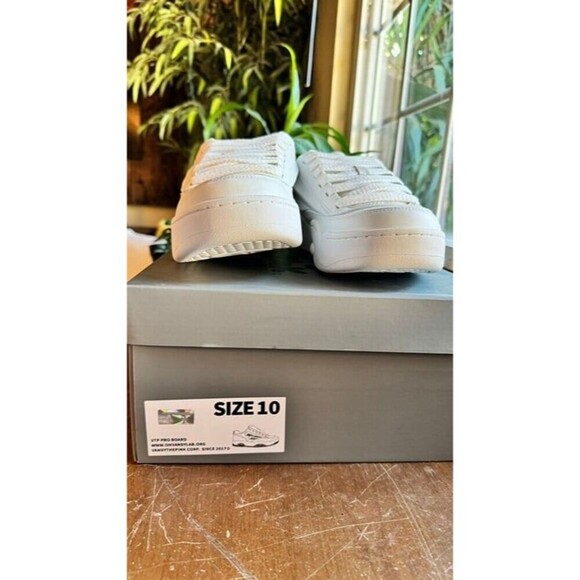 Vandy The Pink Size 10 Men's Shoes White VTP PRO BOARD NEW - Picture 6 of 8